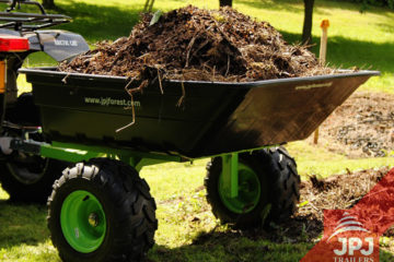 trailer behind quad with plastic body